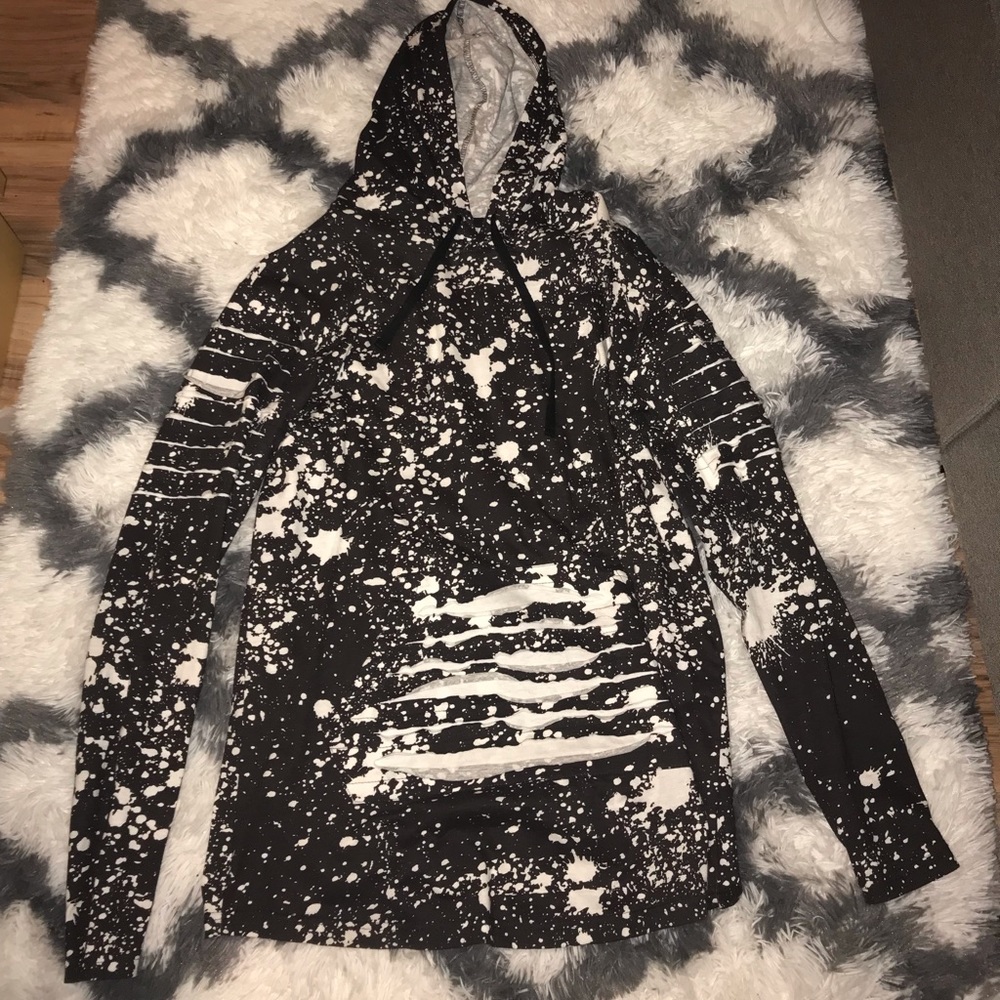 Hoodie/ ripped sleeve